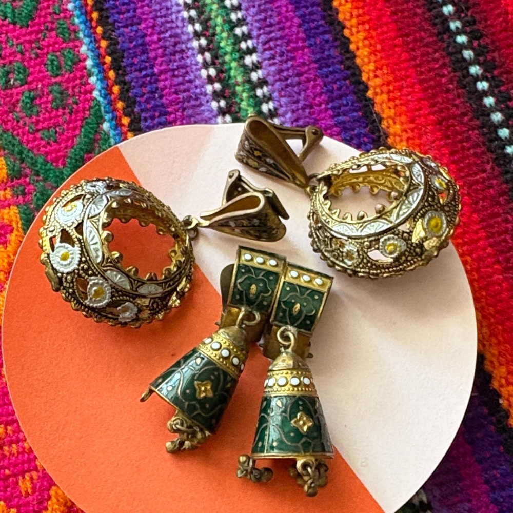 Vintage Fabulous Gold and Green Bohemian Earrings